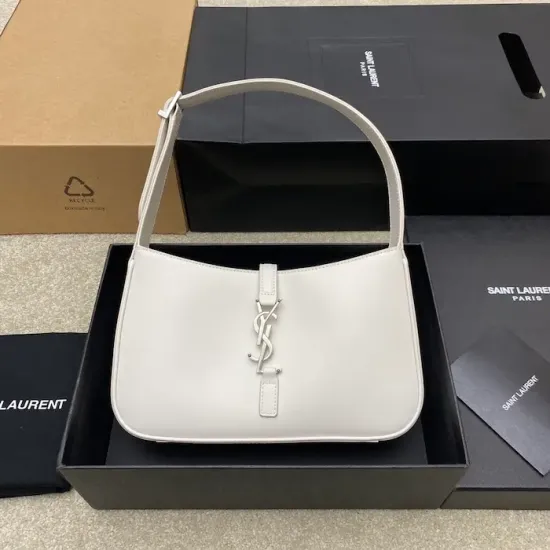 YSL Le 5 à 7 Replica Bag – White Smooth Leather Replica YSL Le 5 à 7 White Smooth Shoulder Bag with Silver Logo